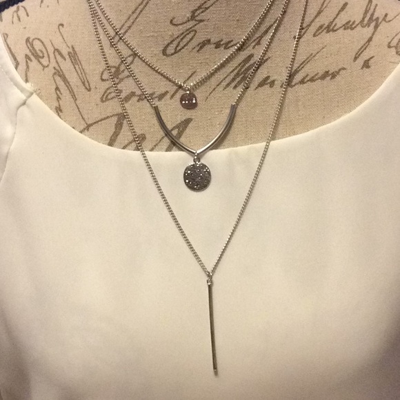 🔵 Three Layer Charm Necklace 🔵 - Picture 6 of 8